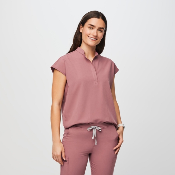 Figs Technical Collection Rafaela Oversized Scrub Top in Mauve - Picture 12 of 12